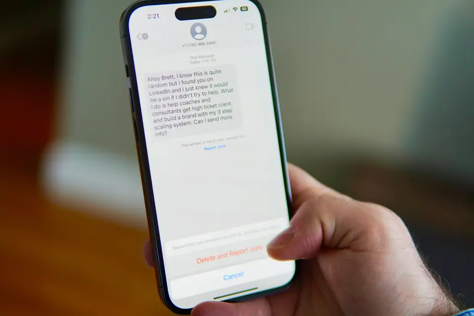 Burlas por SMS, telefone e WhatsApp: como te proteger